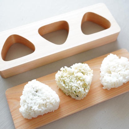 HINOKI ONIGIRI MOLD – 3 CAVITIES, WITH BOARD