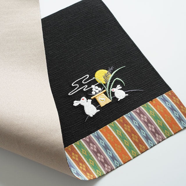 HARVEST MOON EMBROIDERED PLACEMAT – BLACK (KYOTO)