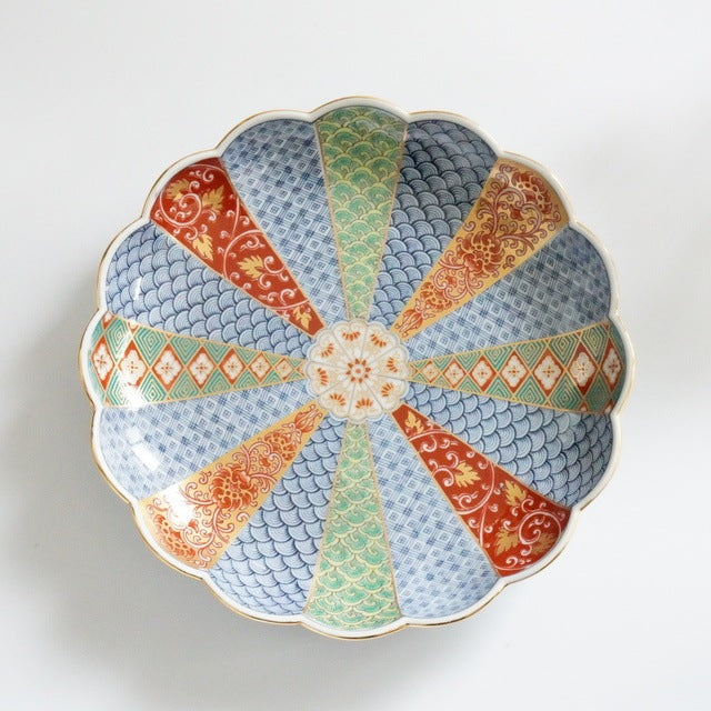 OLD IMARI-STYLE CHRYSANTHEMUM PLATE – BLUE & GOLD, 6.3 IN (HASAMI)