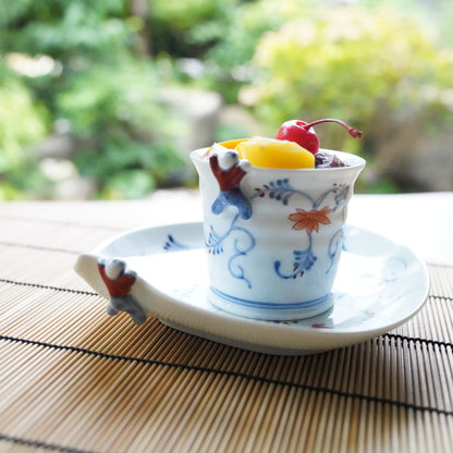 "IKKANNJIN" INDIVIDUAL PLATE – FACETED FLORAL ARABESQUE (HASAMI)