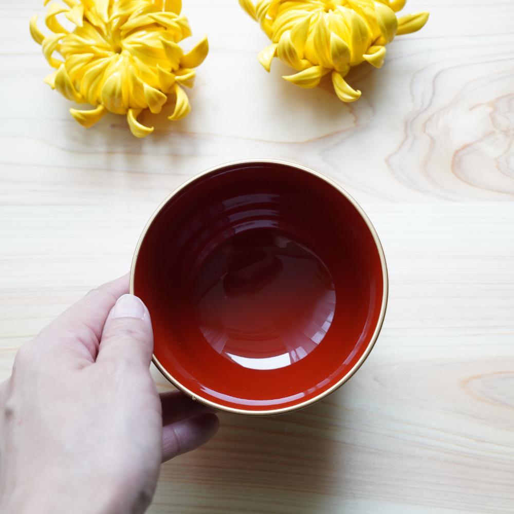 LILY-SHAPED SOUP BOWL – PERSIMMON RED WITH GOLD CHRYSANTHEMUM (ECHIZEN)