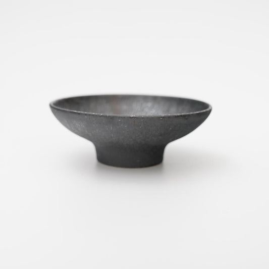 Footed bowl 16cm